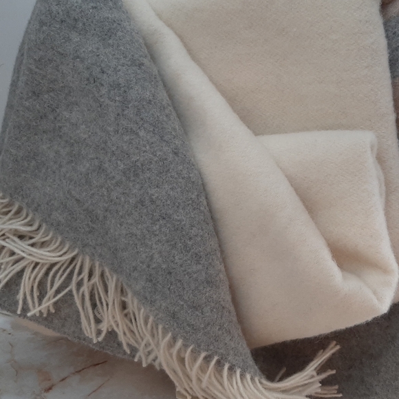 Alicia Adams Alpaca Canyon Throw Blanket - Picture 8 of 14